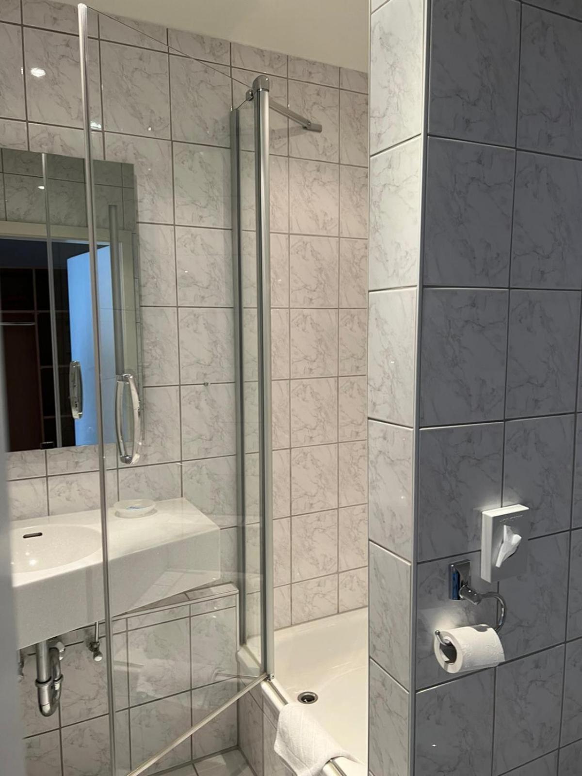 Hotel Baeren Villingen-Schwenningen Δωμάτιο φωτογραφία